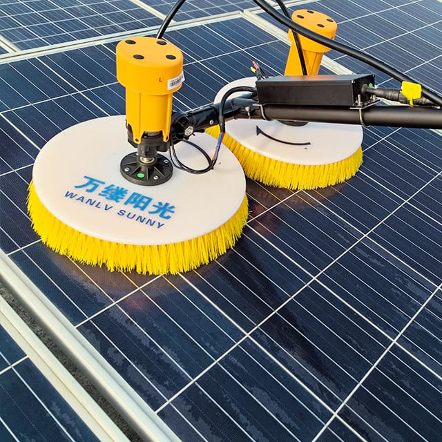 Manually Controlled Round Shape Solar Panel Cleaning Brush