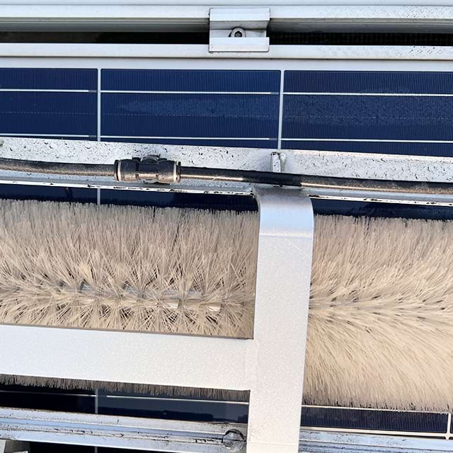Cleaning Robot with Electric Brush for Solar Panel Washing Robot