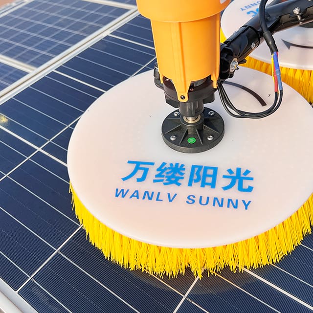 Manually Controlled Round Shape Solar Panel Cleaning Brush