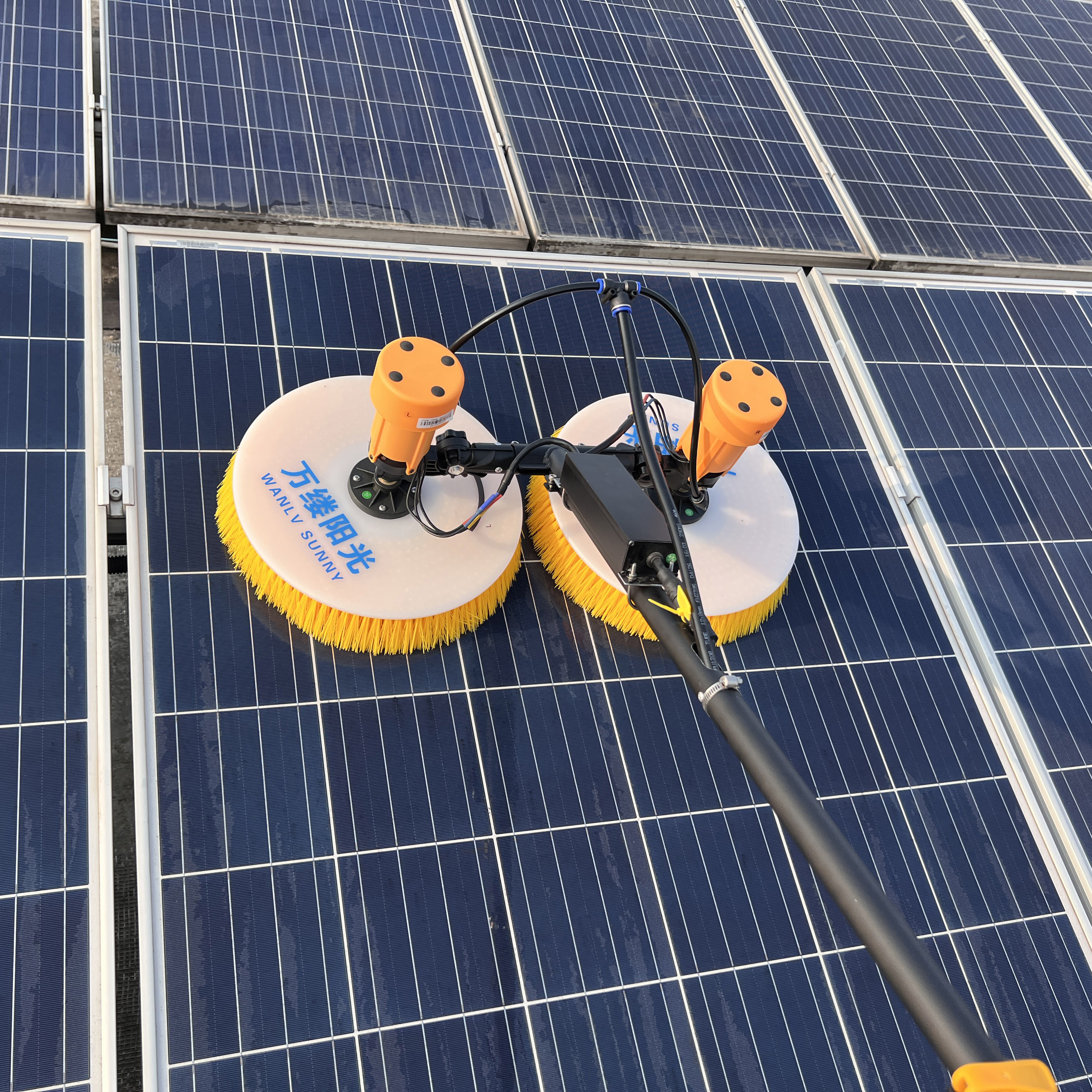 Brushless-Motor-Driven Solar Panel Cleaning Double Head Brush