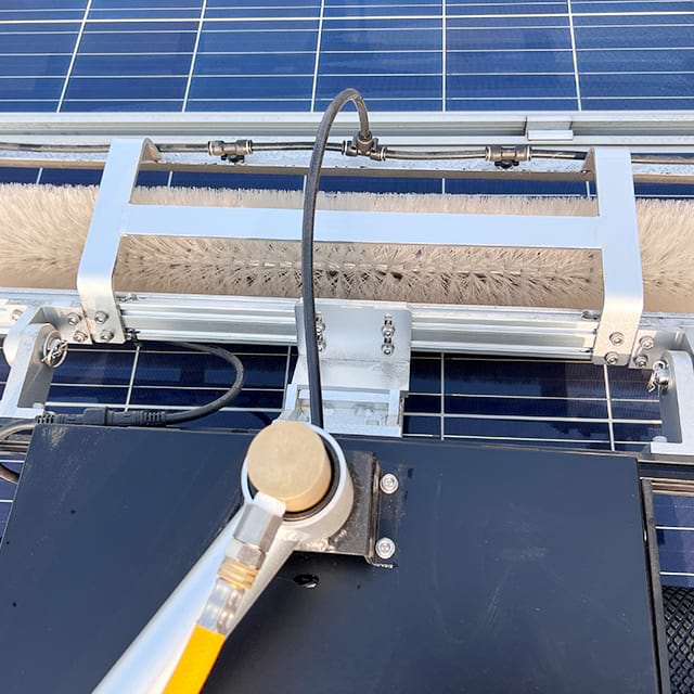 High Performance Long-range Remote Control Photovoltaic Cleaning Robot 
