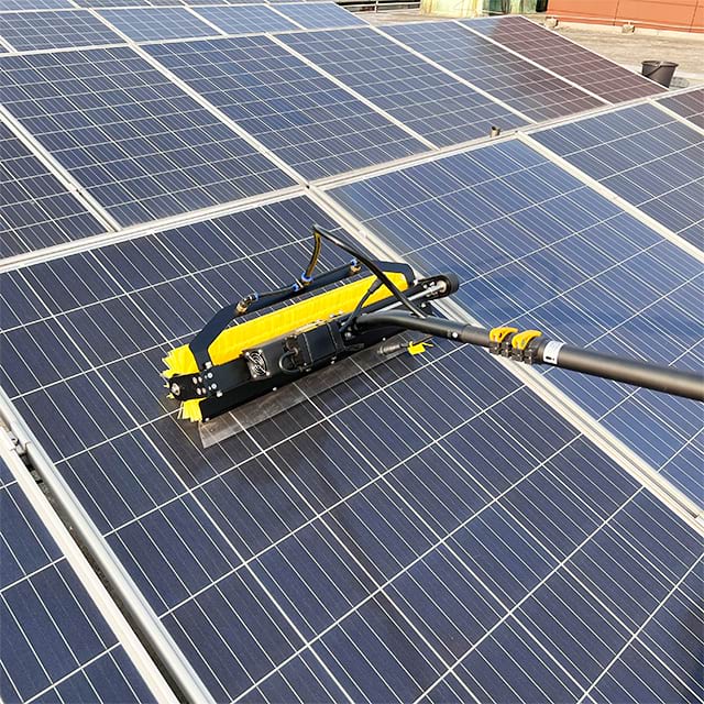 Lightweight Lengthened Handle Solar Panel Cleaning Rotating Brush 