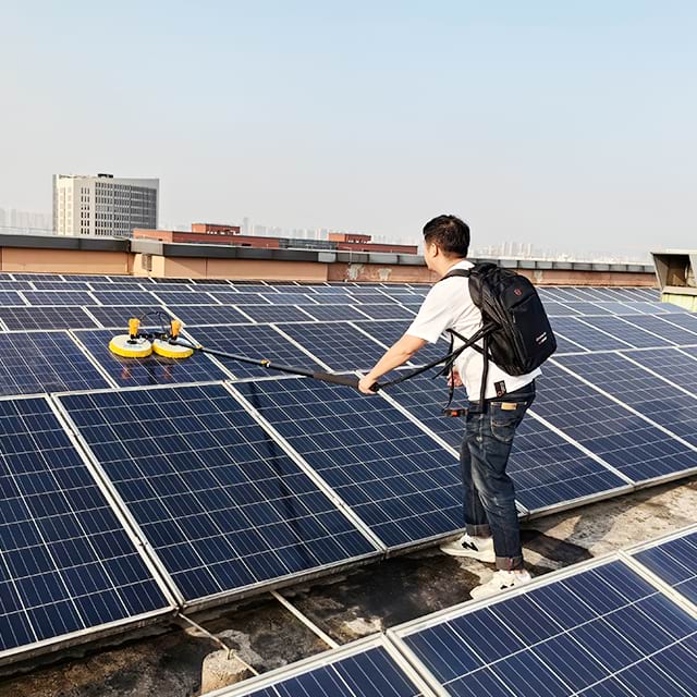 Manually Controlled Round Shape Solar Panel Cleaning Brush