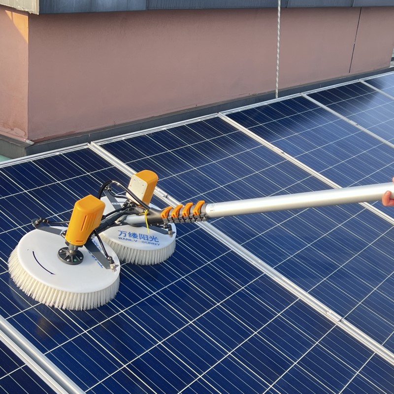 Efficient Solar Panel Cleaning with Advanced Brushes