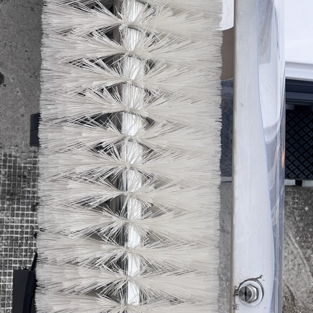 Solar Panel Cleaning Solutions: Advanced Tools for Maximum Efficiency