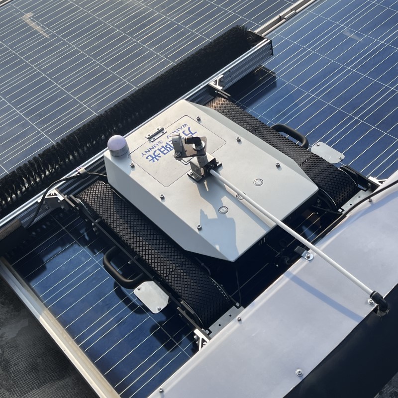 24AC Solar Panel Cleaning Robot with Lithium Power for Global Photovoltaic Maintenance