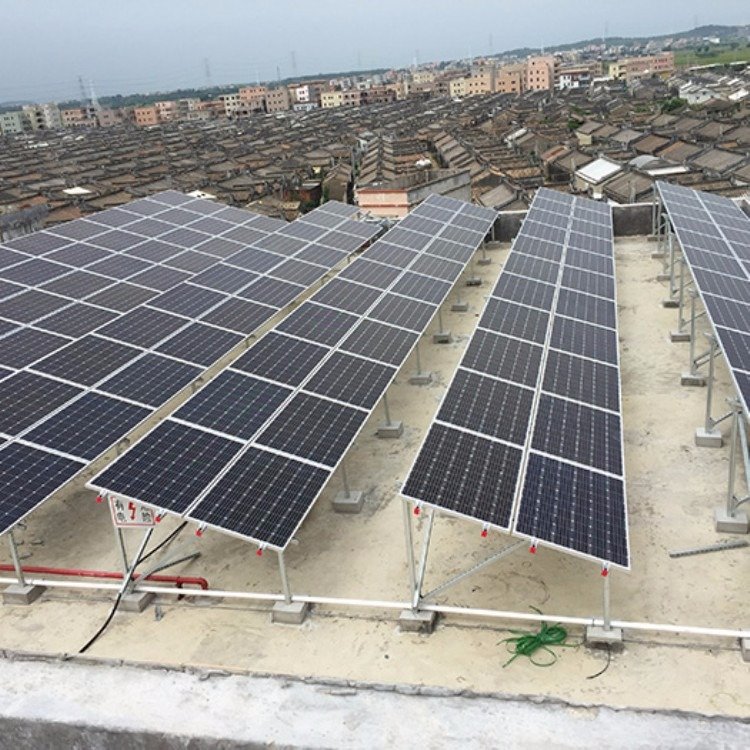 Can rain clean photovoltaic panels