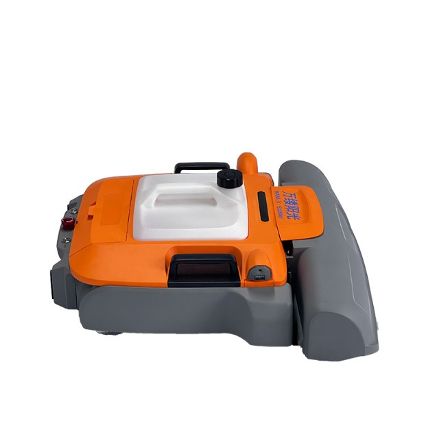 WLS-73Z: The Friendly and Efficient Solar Panel Cleaning Solution