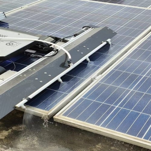 solar panel cleaning robot