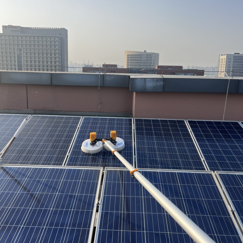 Efficient Solar Panel Cleaning with Advanced Brushes